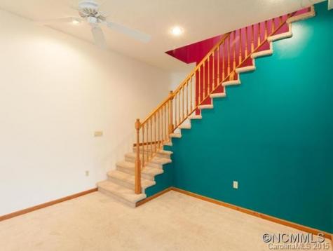 18 Chapel Hill Place Leicester NC 28748