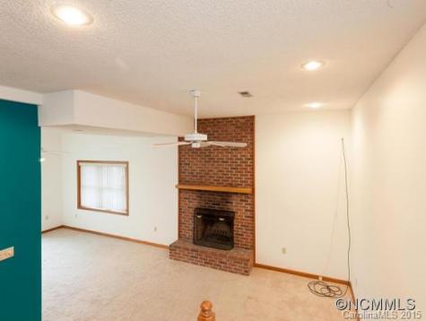 18 Chapel Hill Place Leicester NC 28748