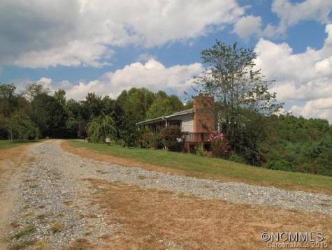 18 Chapel Hill Place Leicester NC 28748
