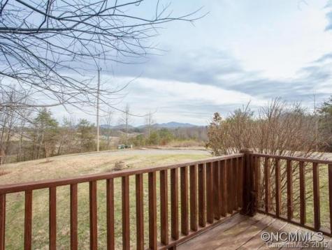 18 Chapel Hill Place Leicester NC 28748