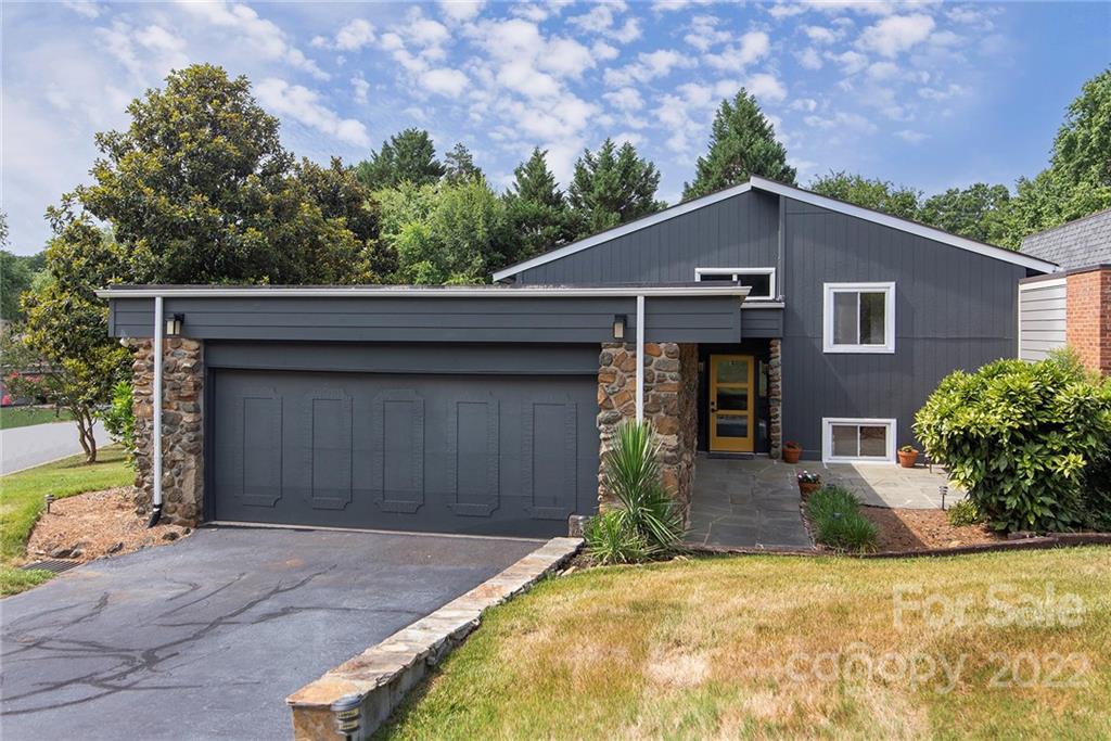 4001 Woodfox Drive Charlotte NC 28277