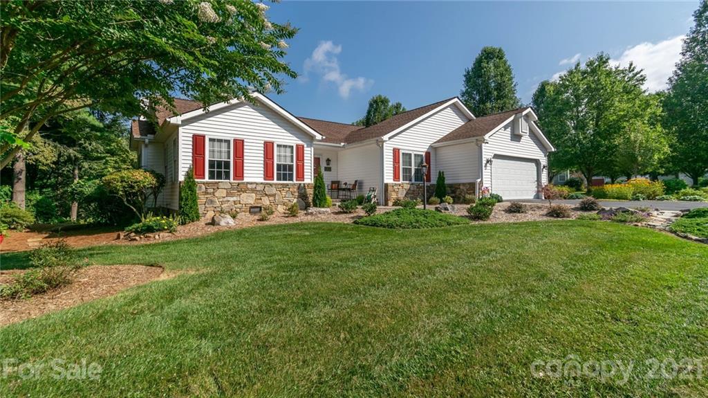 45 St Andrews Drive Etowah NC 28729