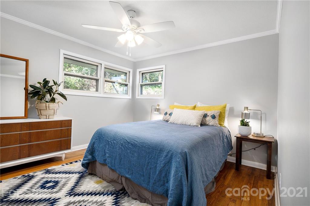 74 Brucemont Circle Asheville NC 28806
