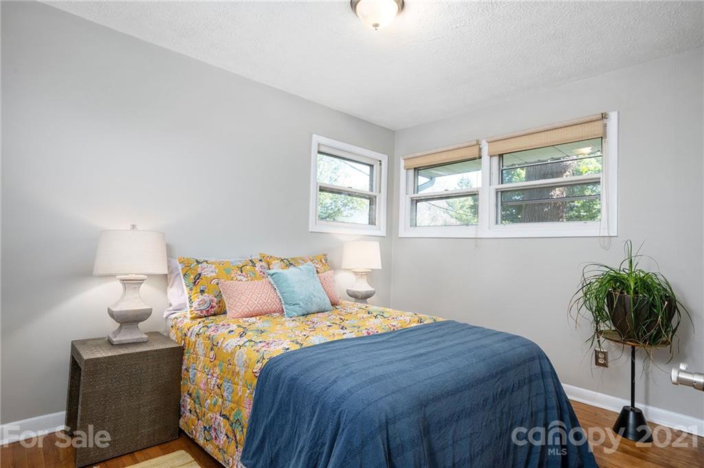 74 Brucemont Circle Asheville NC 28806