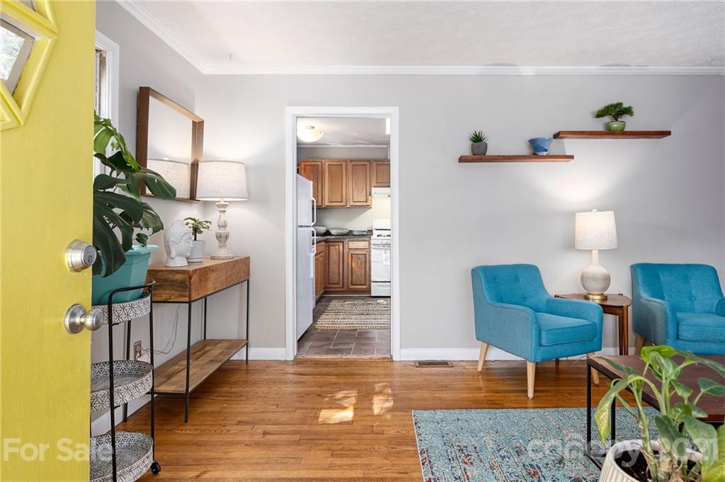74 Brucemont Circle Asheville NC 28806