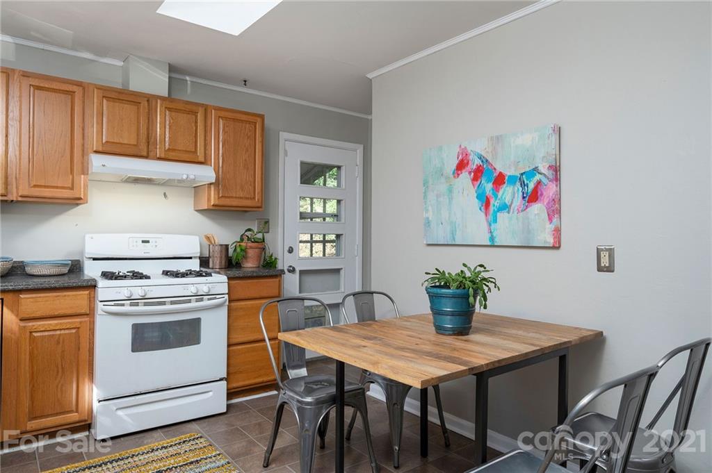 74 Brucemont Circle Asheville NC 28806