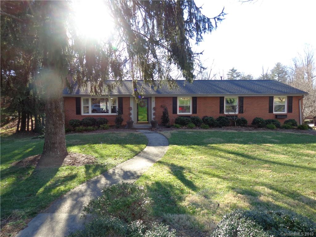 17 Oakwilde Drive Asheville NC 28803