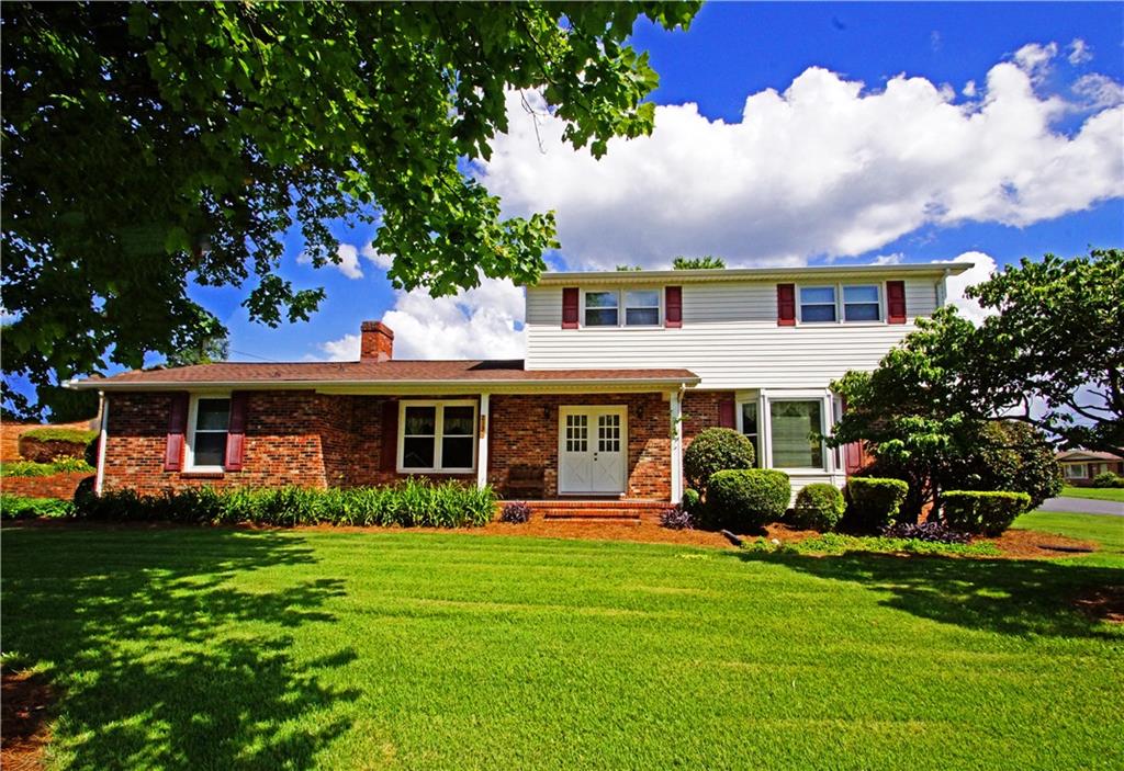 2130 Colonial Lane Hickory NC 28601