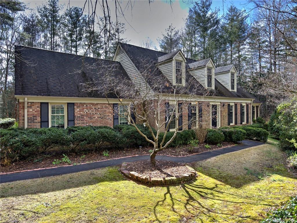 130 Woodhaven Drive Hendersonville NC 28739