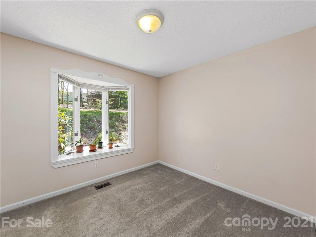 1003 Mountain Drive Candler NC 28715