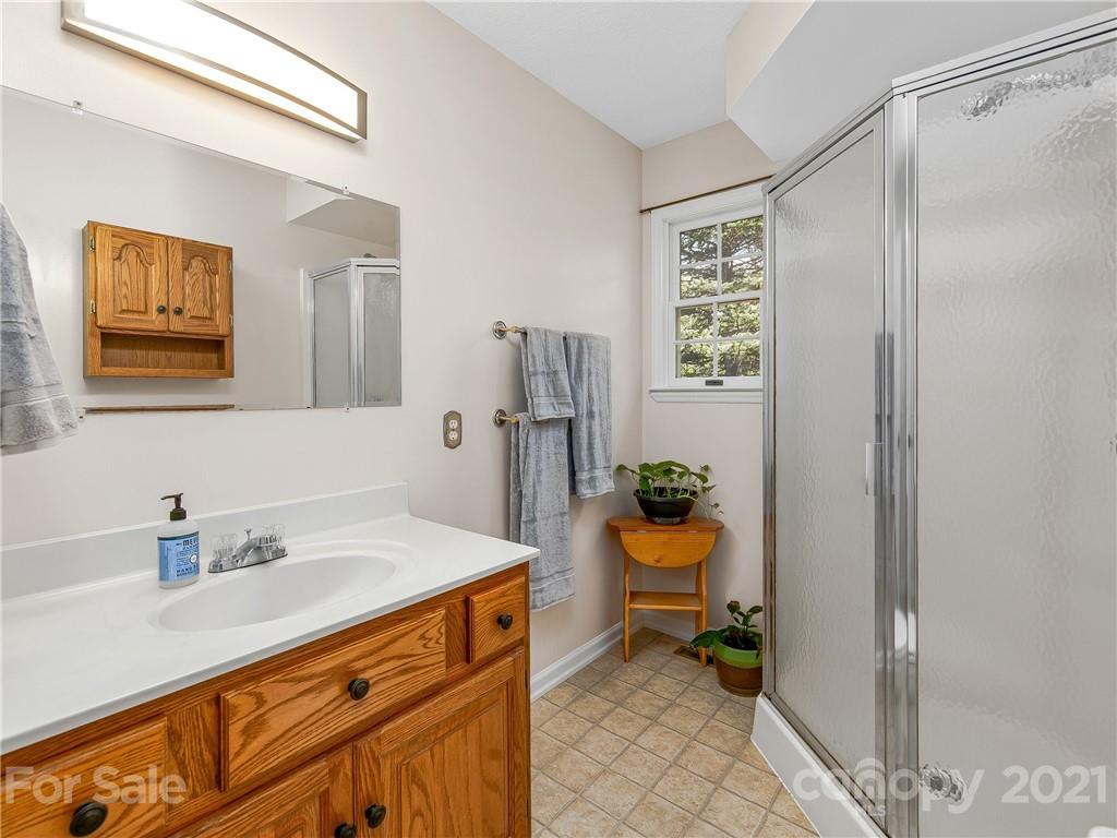 1003 Mountain Drive Candler NC 28715
