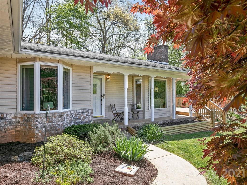 1003 Mountain Drive Candler NC 28715