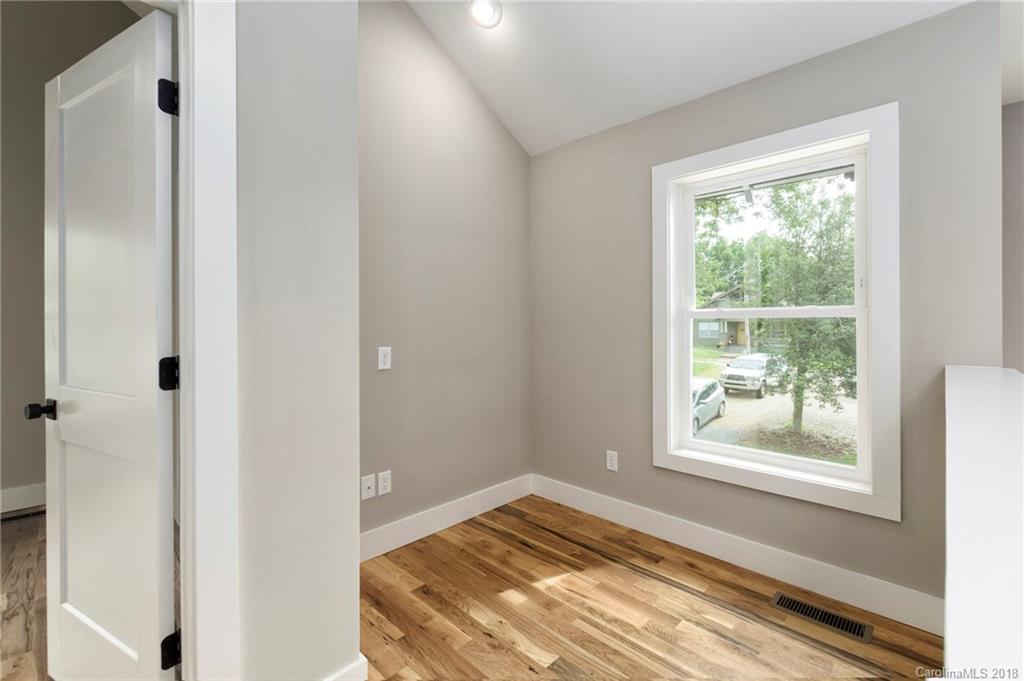 58 Brownwood Avenue Asheville NC 28806