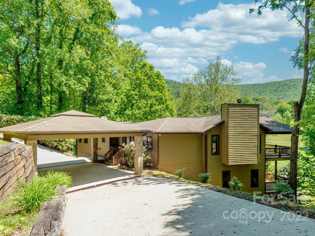 358 Country Club Drive Canton NC 28716