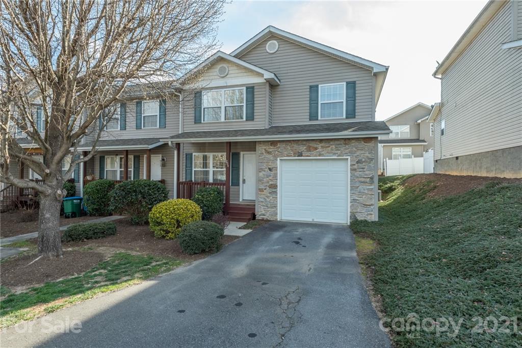 204 Pembrook Road Swannanoa NC 28778
