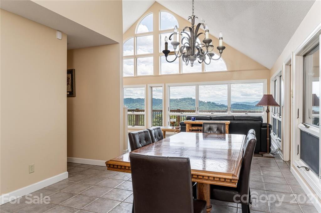 18 Perrion Avenue Weaverville NC 28787