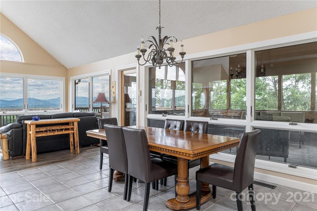 18 Perrion Avenue Weaverville NC 28787