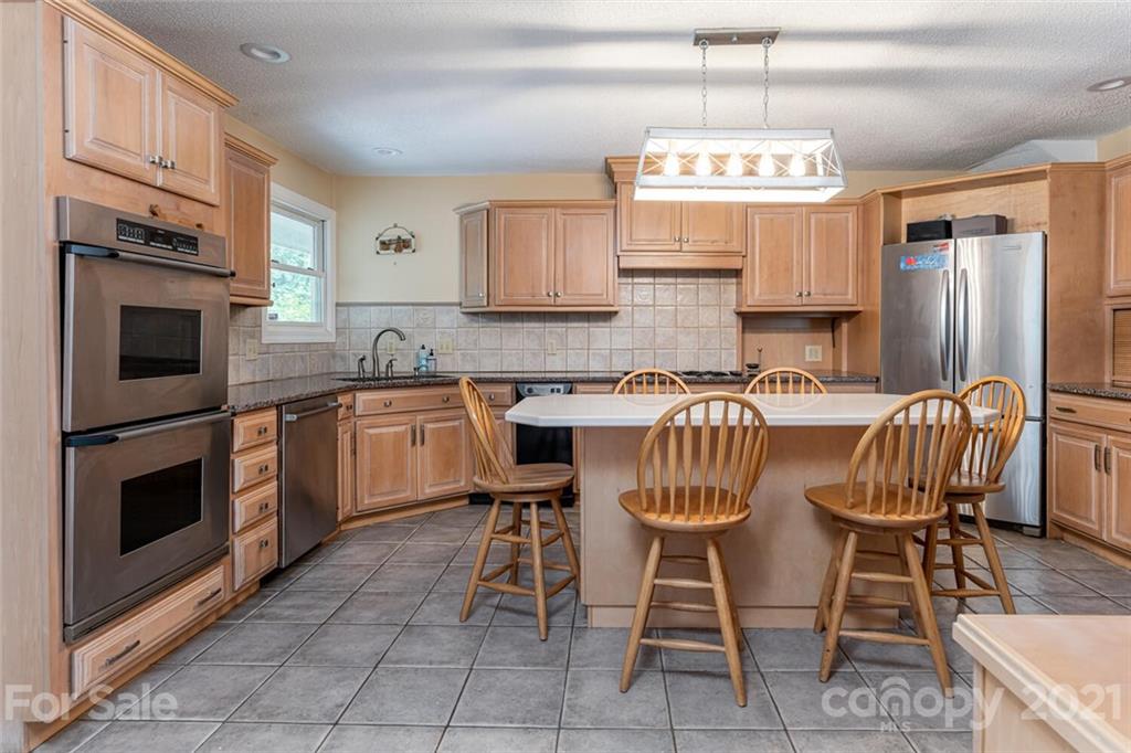 18 Perrion Avenue Weaverville NC 28787