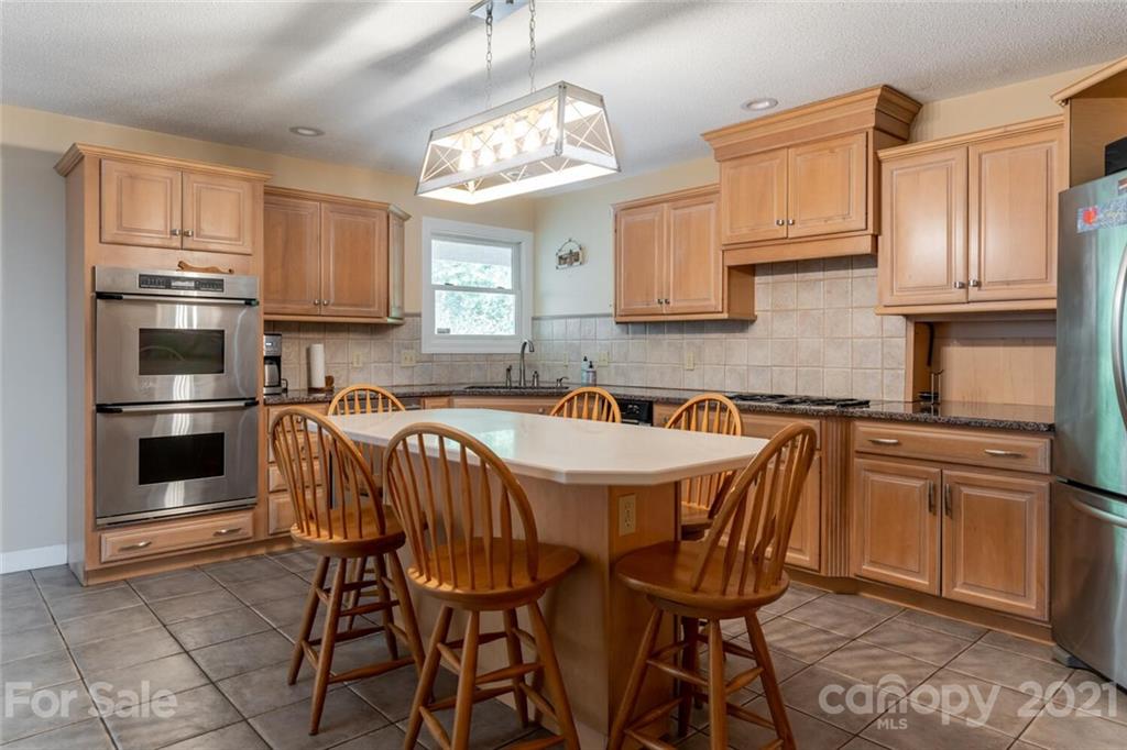 18 Perrion Avenue Weaverville NC 28787