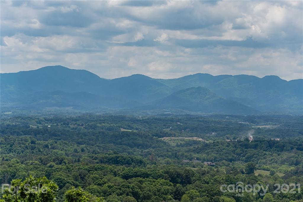 18 Perrion Avenue Weaverville NC 28787