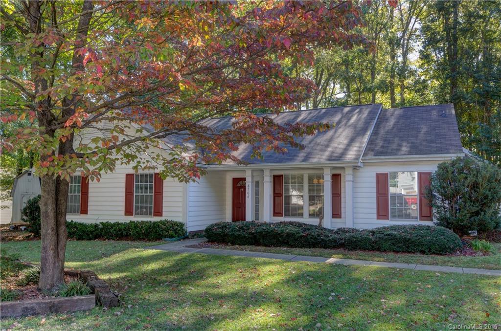 8704 Hunting Wood Court Charlotte NC 28216