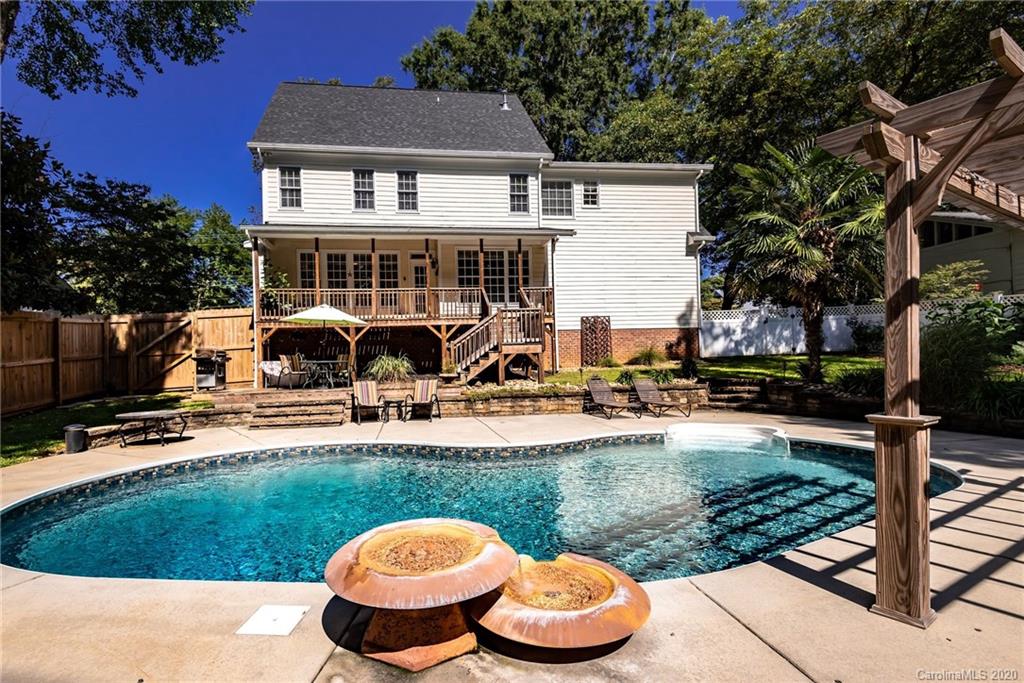 307 25th Avenue Nw Hickory NC 28601