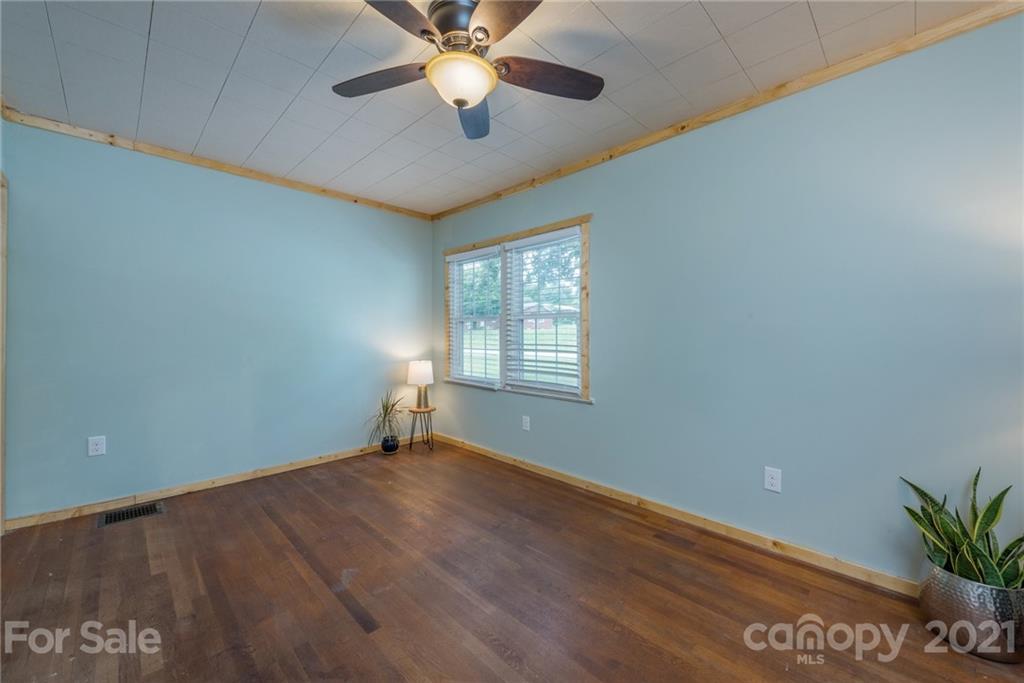 2119 Pisgah Drive Canton NC 28716