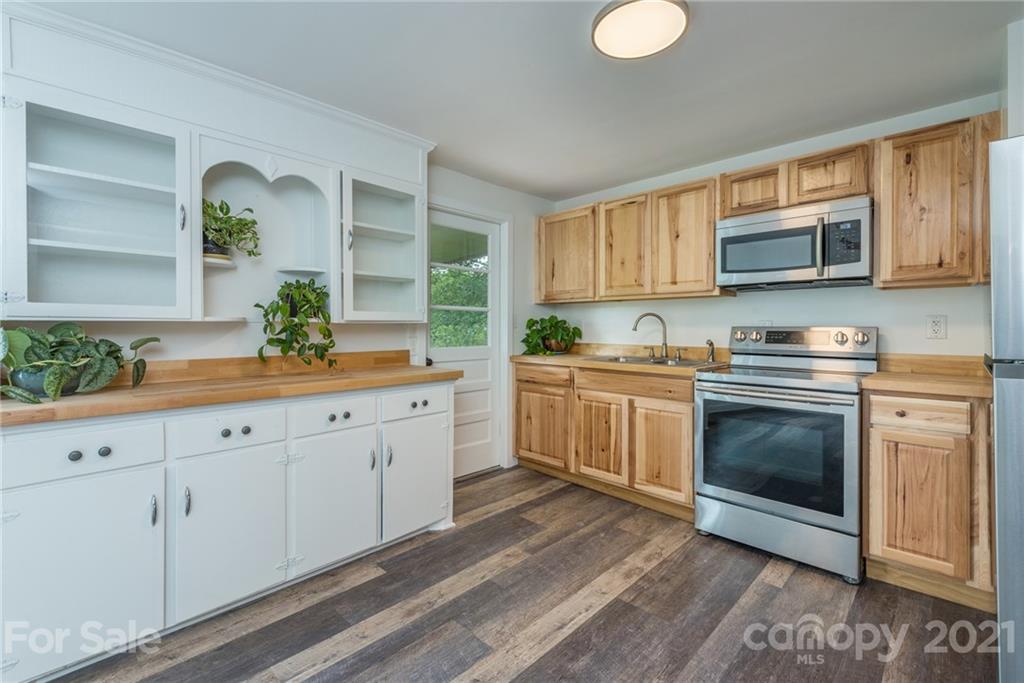 2119 Pisgah Drive Canton NC 28716