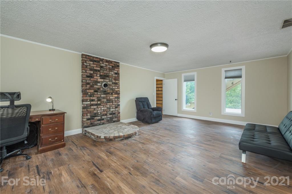 2119 Pisgah Drive Canton NC 28716
