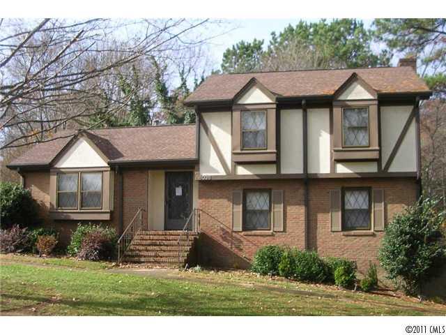 8028 Nathanael Greene Lane Charlotte NC 28227