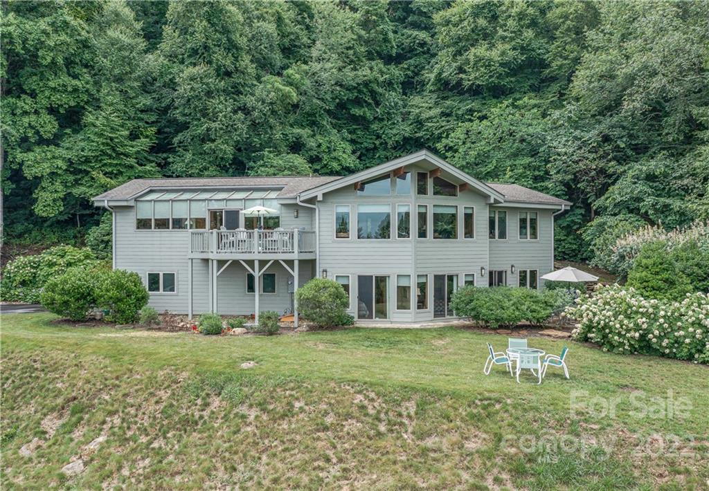 25 Harvest Trail Way Leicester NC 28748