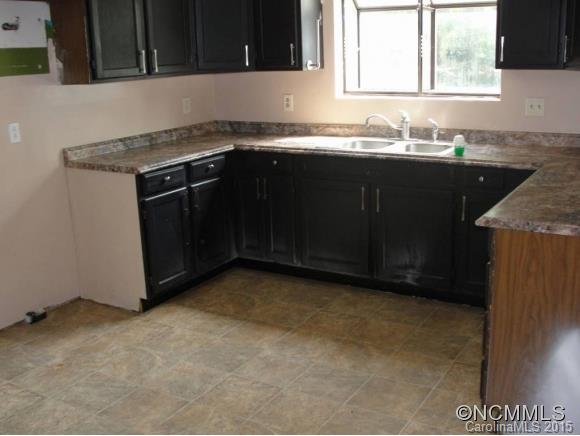 83 Lakeside Drive Asheville NC 28806
