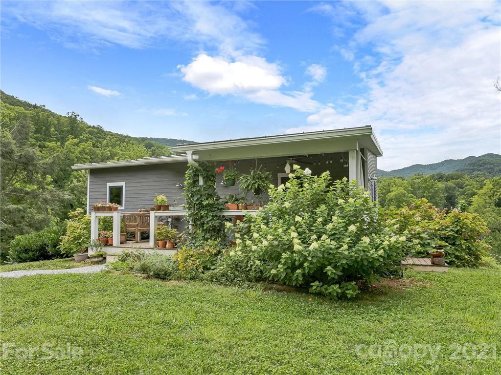14 Honey Meadow Lane Candler NC 28715