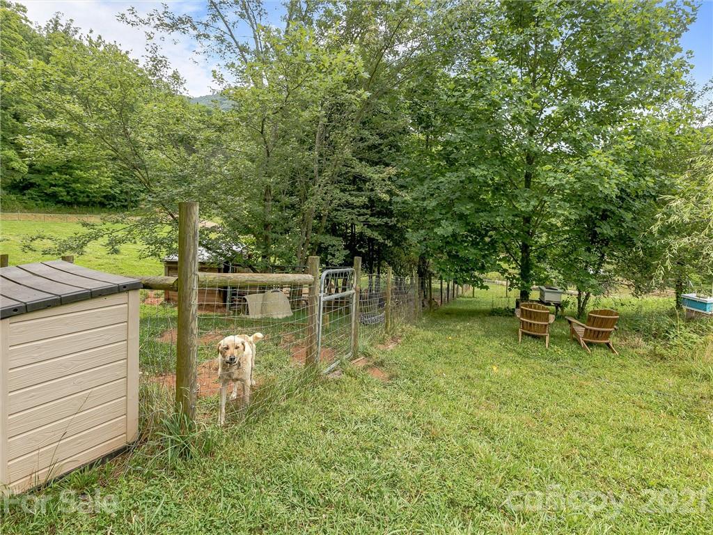14 Honey Meadow Lane Candler NC 28715