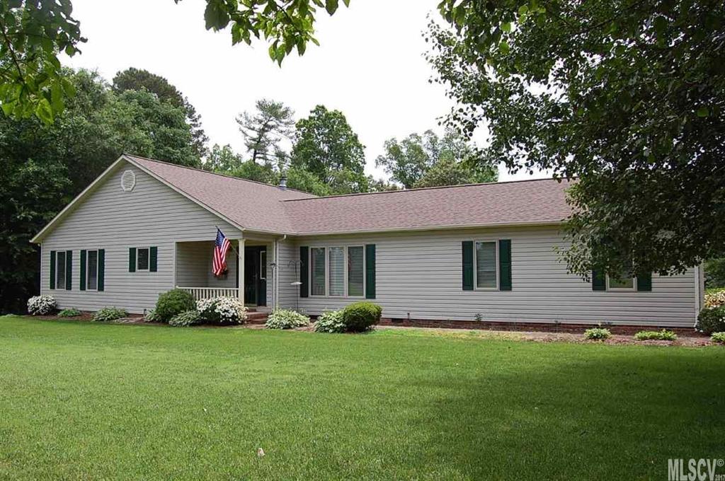 411 27th Avenue Circle NW Hickory NC 28601