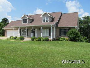 19 Autumn Hills Drive Weaverville NC 28787