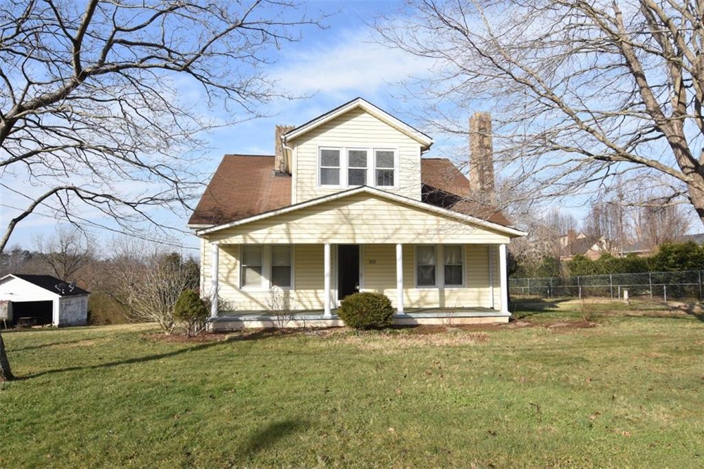 3531 6th Street Drive Nw Hickory NC 28601