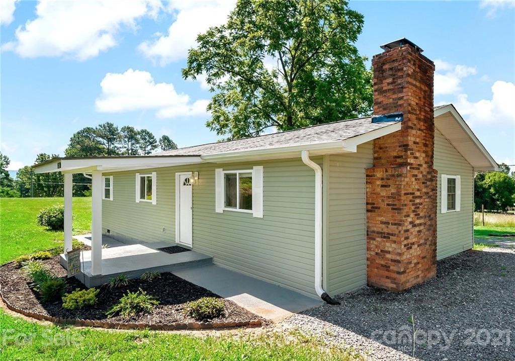 25 Southern Way Nebo NC 28761