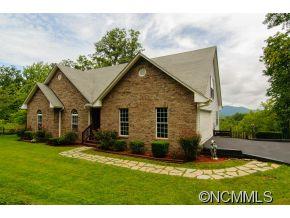 29 Woodsey Lane Swannanoa NC 28778
