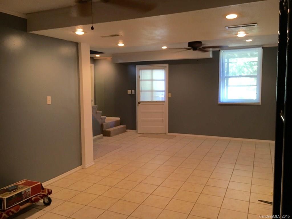 56 Moss Road Weaverville NC 28787
