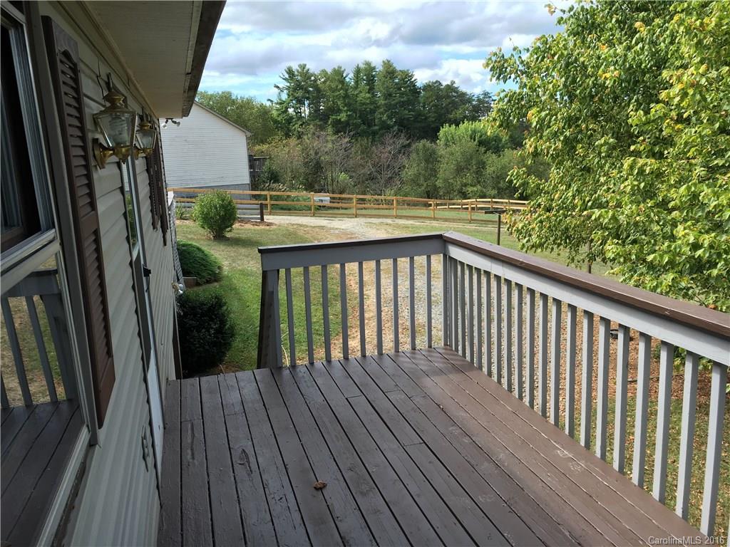 56 Moss Road Weaverville NC 28787