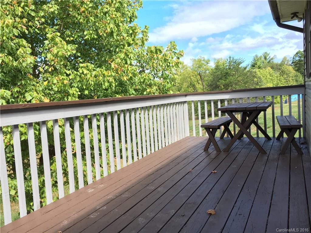 56 Moss Road Weaverville NC 28787