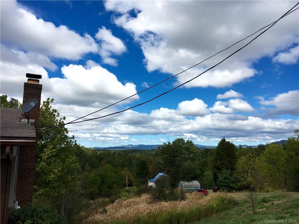 56 Moss Road Weaverville NC 28787