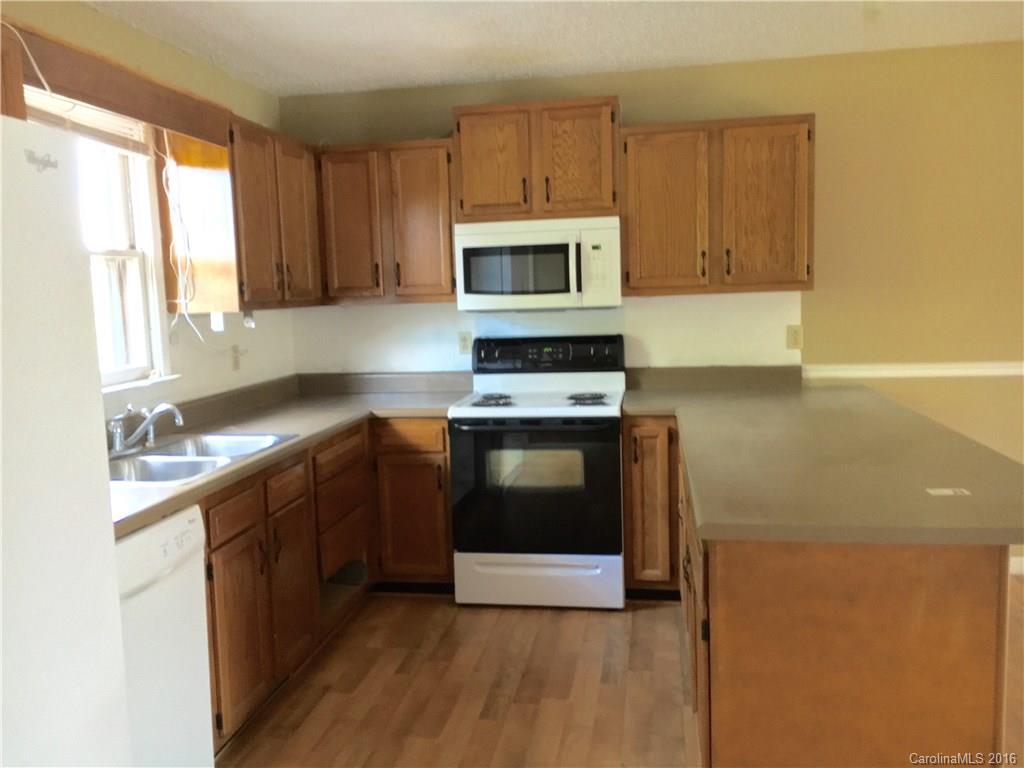 56 Moss Road Weaverville NC 28787