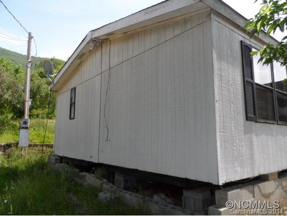 16 Dark Cove Road Leicester NC 28748