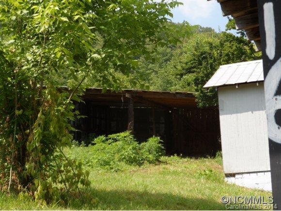 16 Dark Cove Road Leicester NC 28748