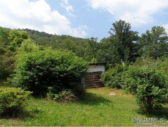 16 Dark Cove Road Leicester NC 28748