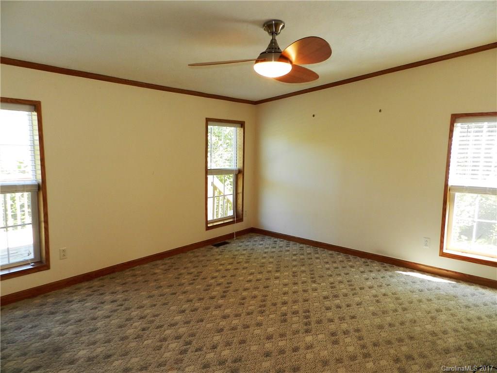 36 Shepherds Hollow Weaverville NC 28787