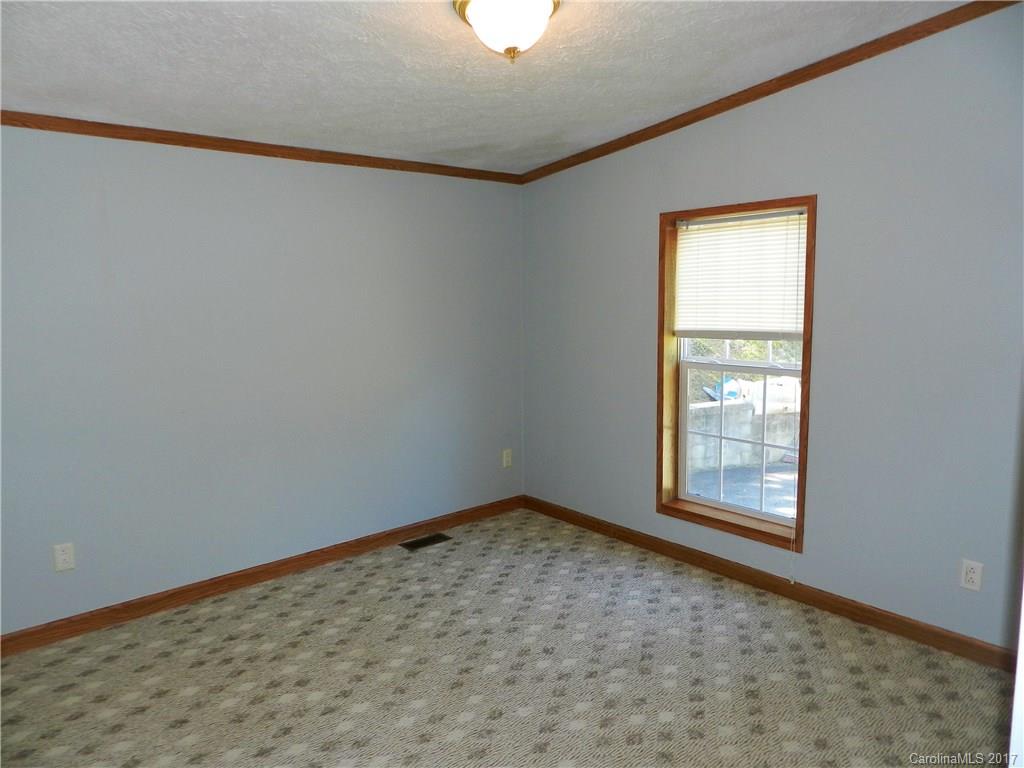 36 Shepherds Hollow Weaverville NC 28787