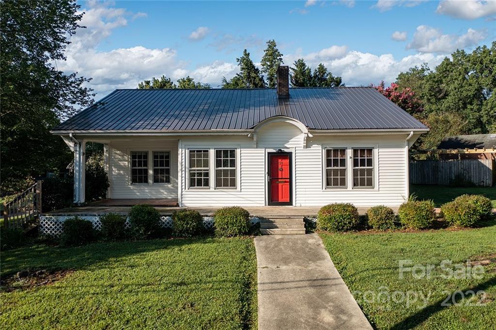 121 Beall Street NW Lenoir NC 28645